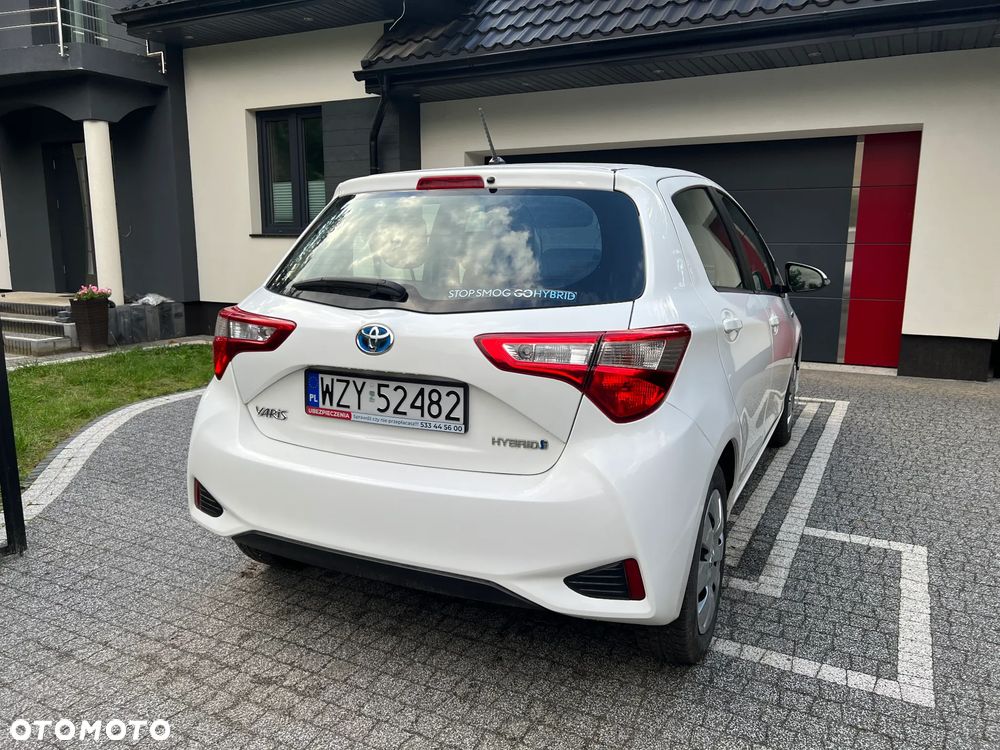 Toyota Yaris - 12