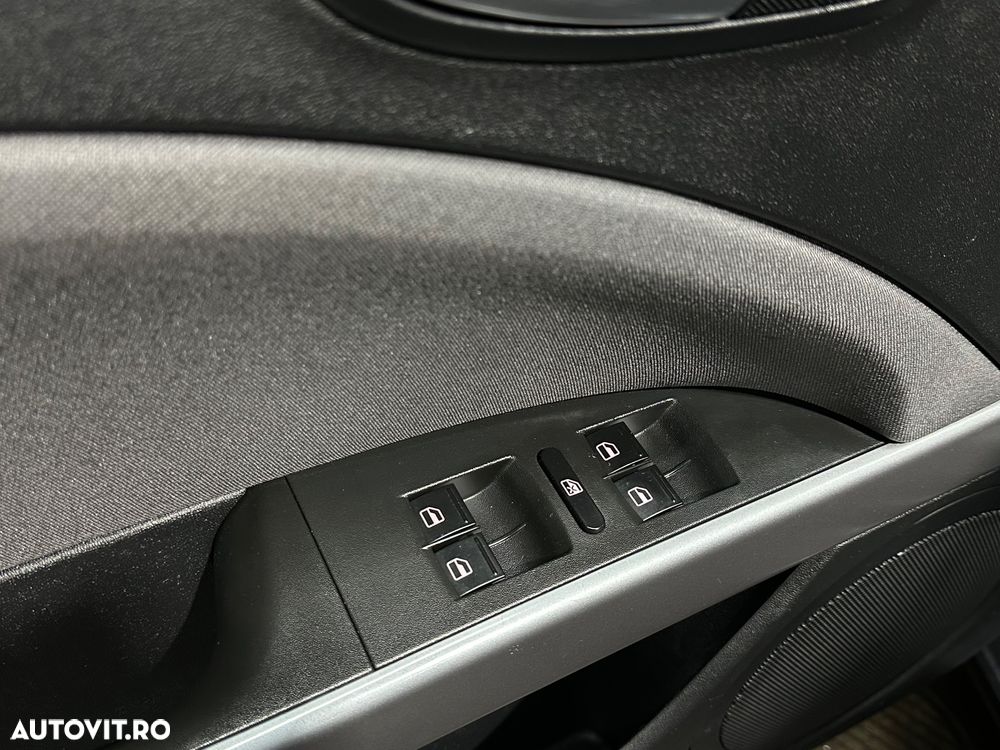 Seat Leon 1.6 TDI Reference - 11