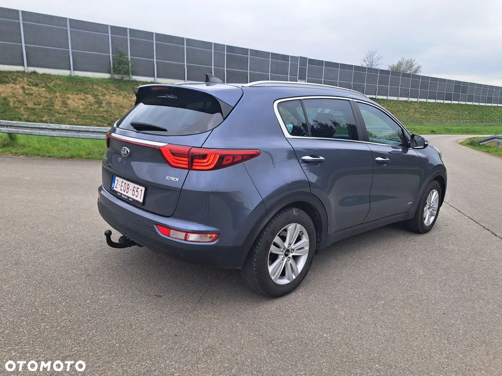 Kia Sportage 2.0 CRDI 4WD Automatik Dream-Team Edition - 33