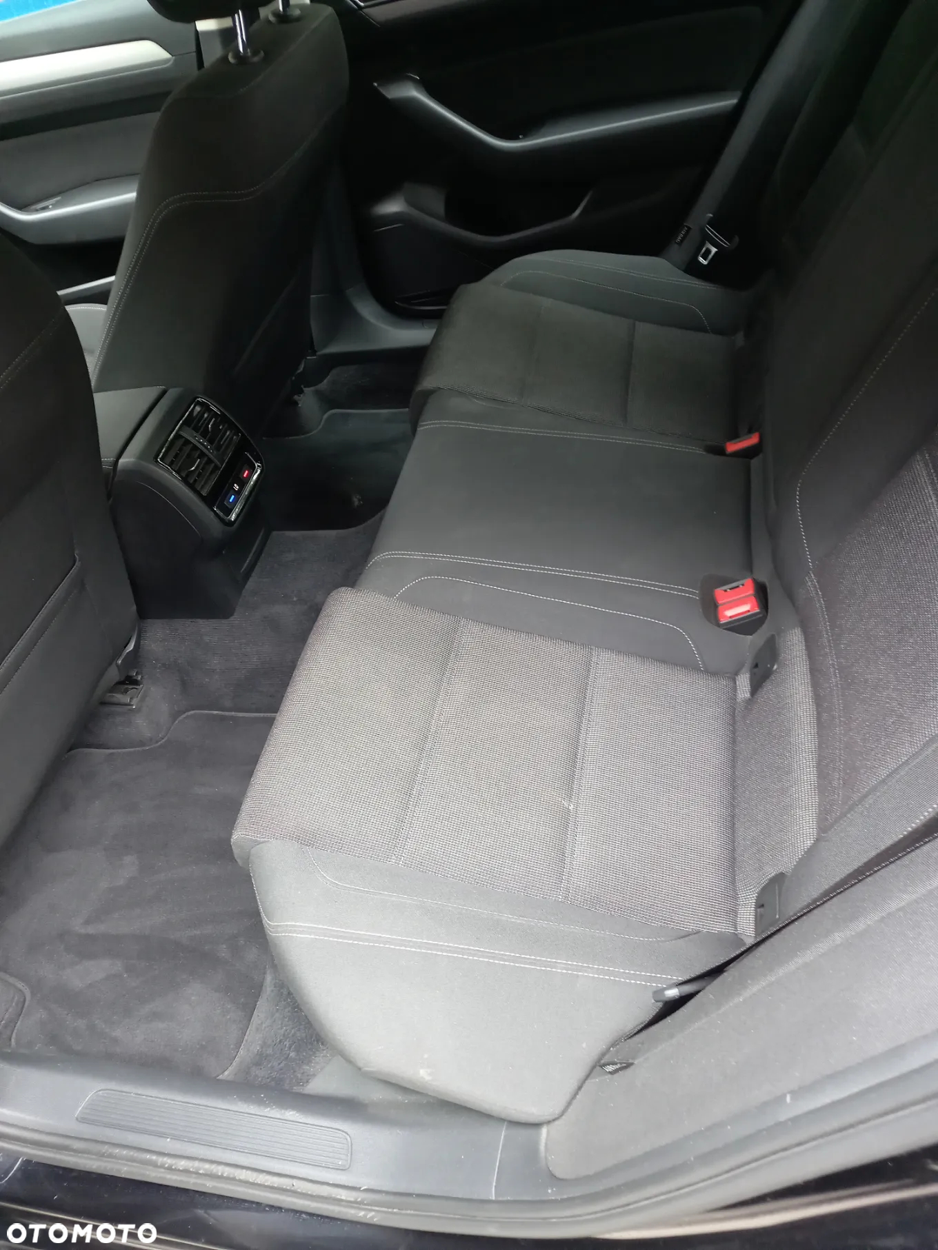 Volkswagen Passat 2.0 TDI BMT Comfortline - 8