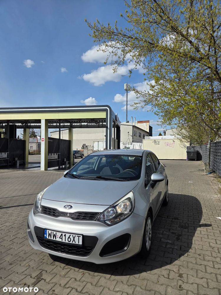 Kia Rio - 3