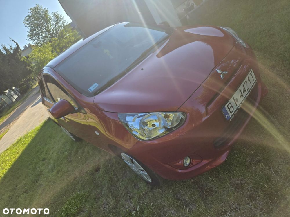 Mitsubishi Space Star 1.2 Invite CVT - 9