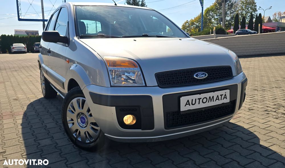 Ford Fusion - 7