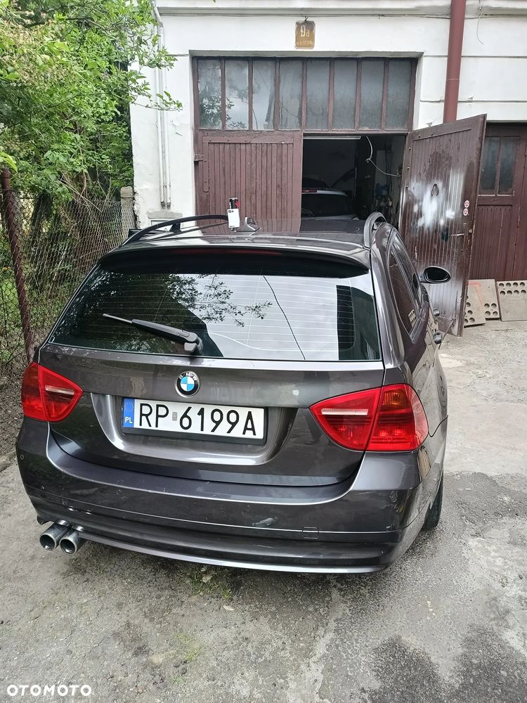 BMW Seria 3 320d - 9