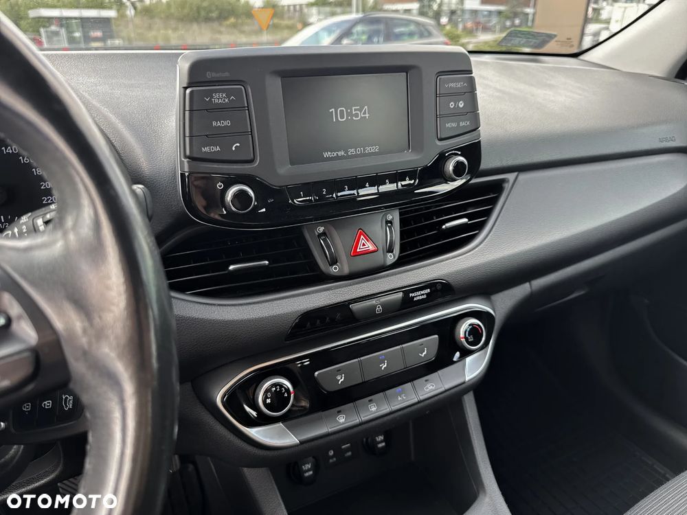 Hyundai i30 1.4 Comfort - 17