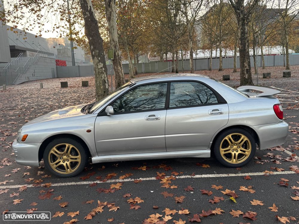 Subaru Impreza Sedan 2.0 WRX - 10