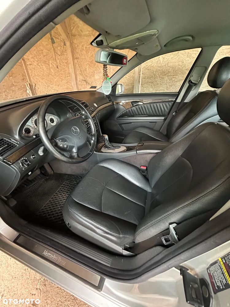 Mercedes-Benz Klasa E - 6