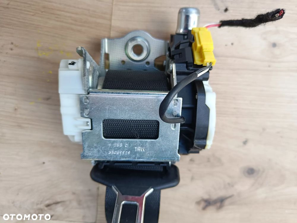 MERCEDES W204 PAS PRZEDNI PRZÓD LEWY PRAWY CZARNY A2048609885 A2048609785 - 19