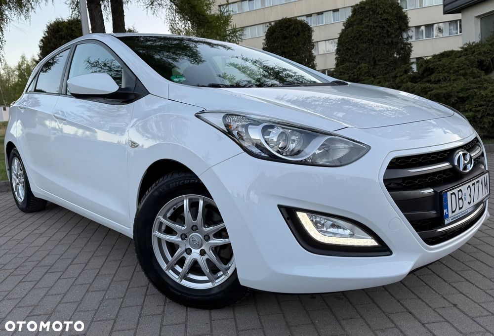 Hyundai i30 blue 1.4 Style - 21