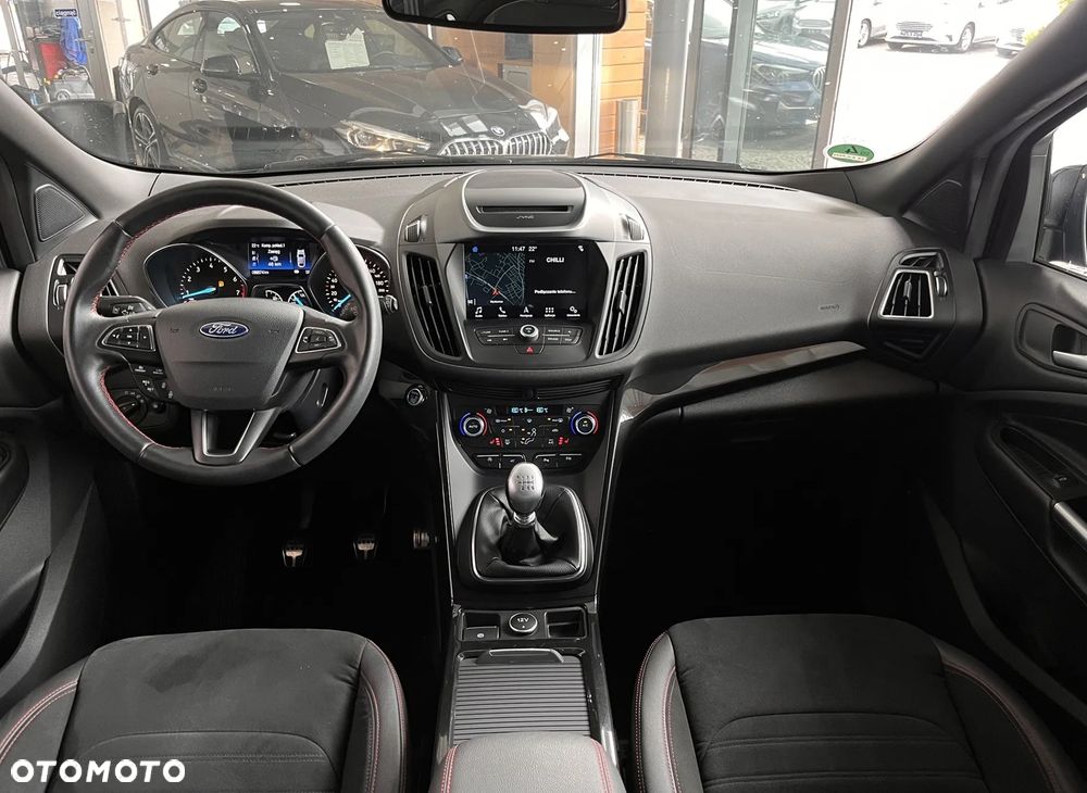 Ford Kuga 1.5 EcoBoost ST-LINE X - 9