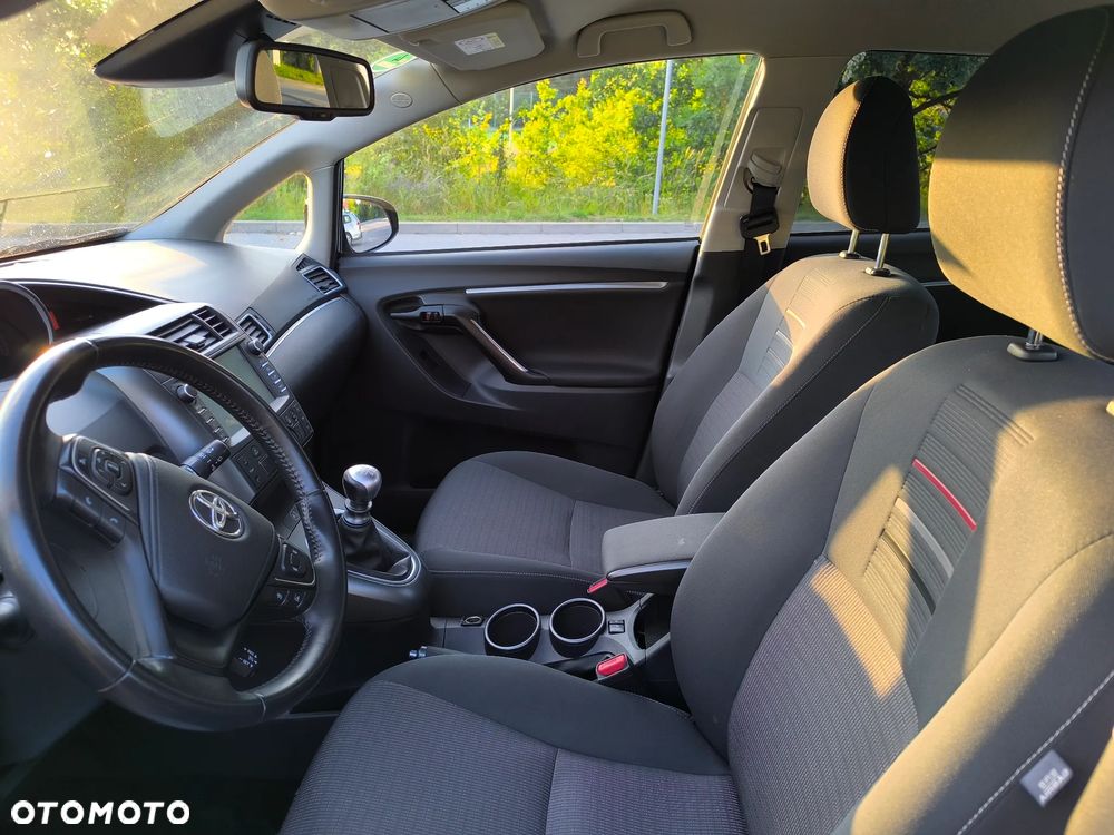 Toyota Verso 1.8 Premium 7os EU6 - 8