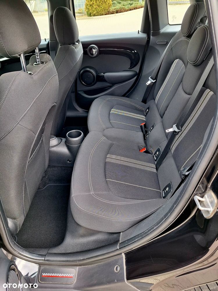 MINI Cooper 60 Years Chili - 18