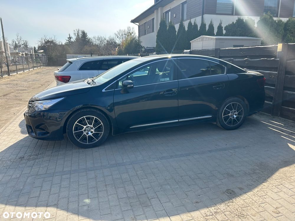 Toyota Avensis 1.8 Prestige - 1