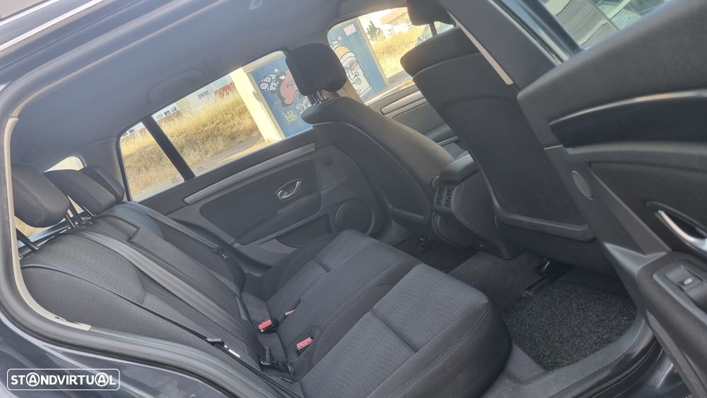 Renault Laguna Break dCi 110 FAP Dynamique - 9