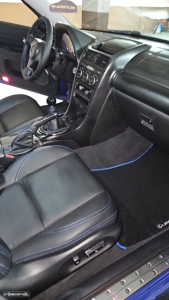 Lexus IS 200 Standard - 19