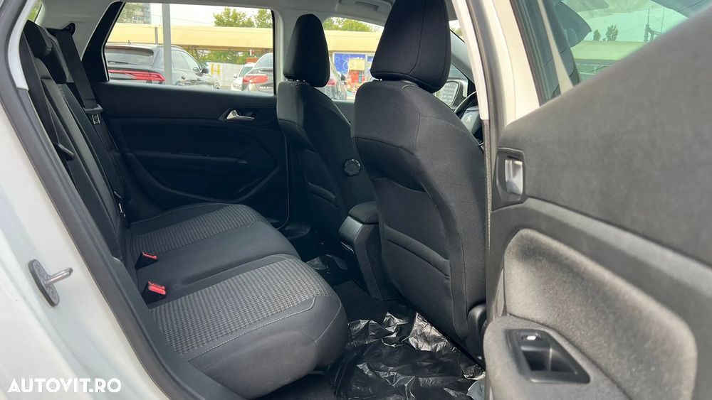 Peugeot 308 - 25