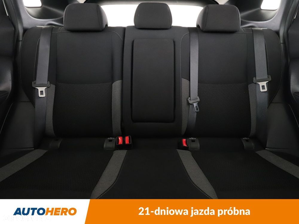 Nissan Qashqai 1.6 DCi Visia - 16
