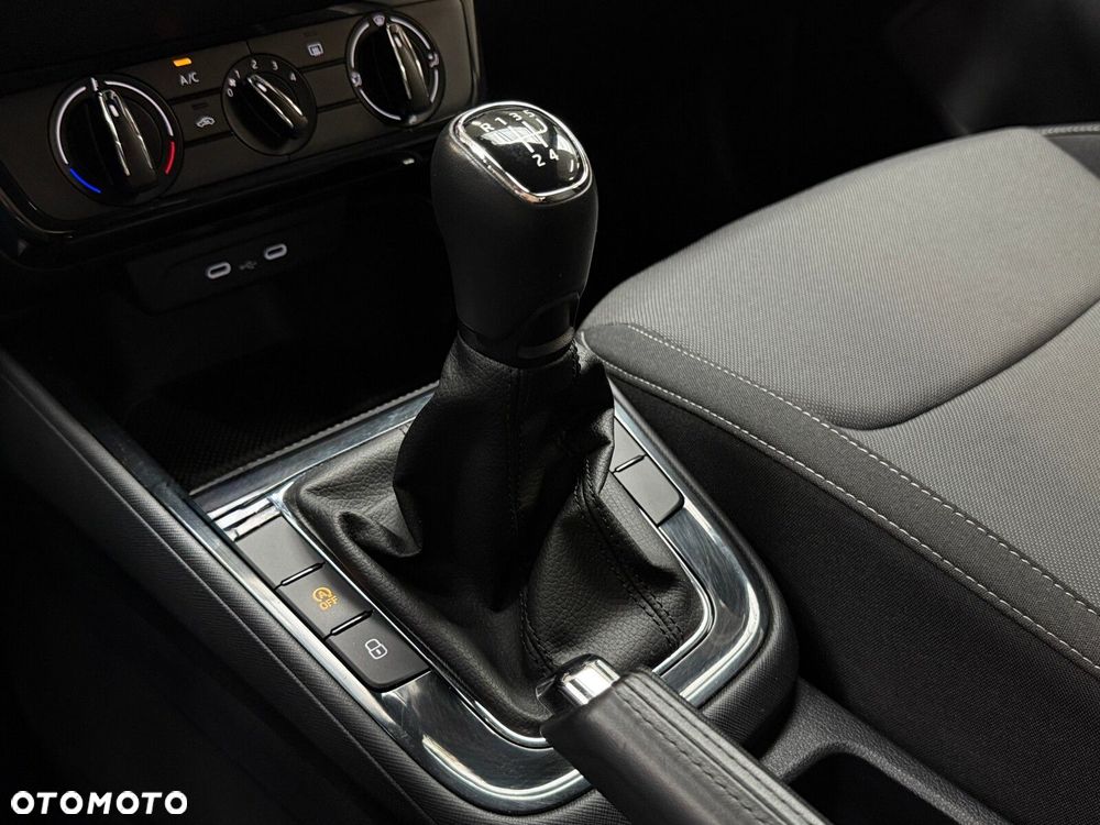 Skoda Fabia 1.0 TSI Ambition - 27