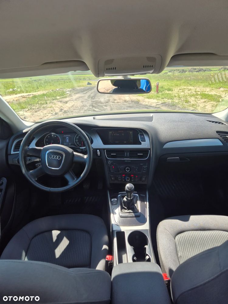 Audi A4 Avant 2.0 TFSI Attraction - 12