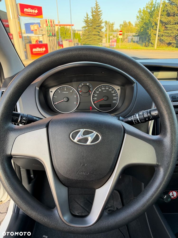 Hyundai i20 1.1 CRDi Classic + - 17