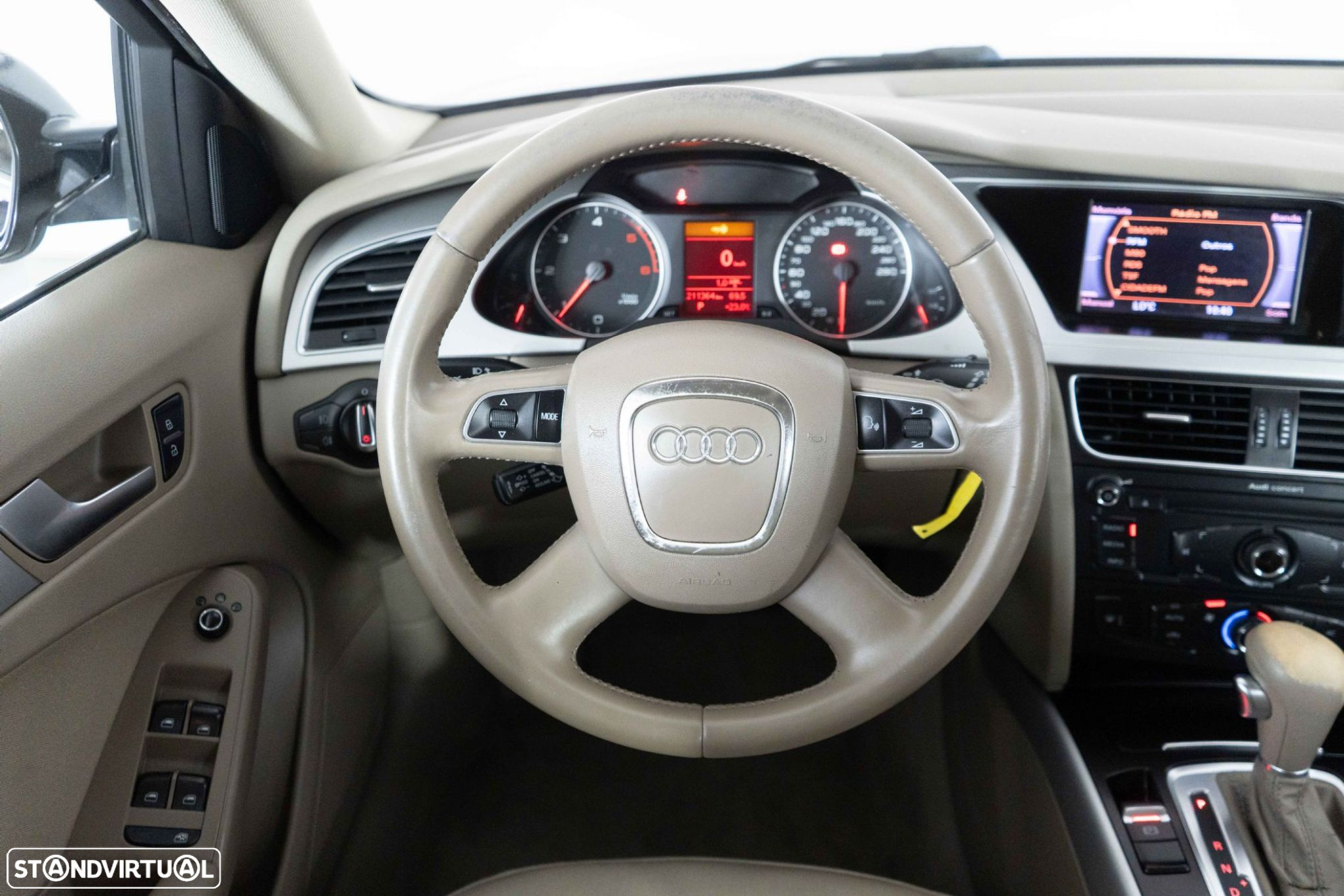 Audi A4 Avant 2.0 TDI Advance Multitronic - 23