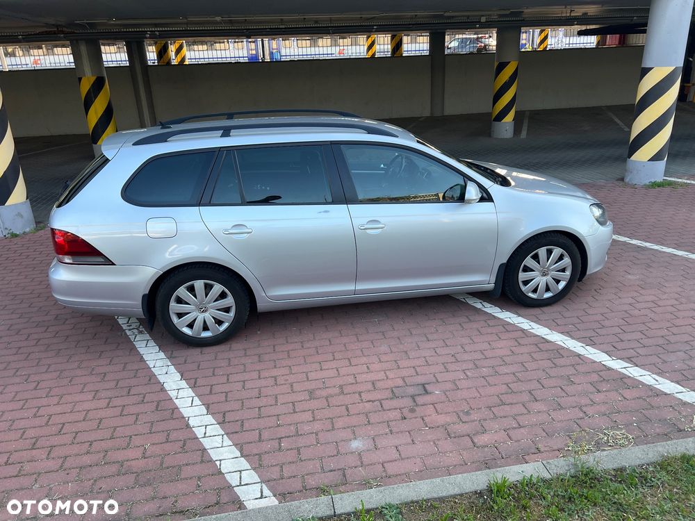 Volkswagen Golf 1.6 TDI Trendline - 6