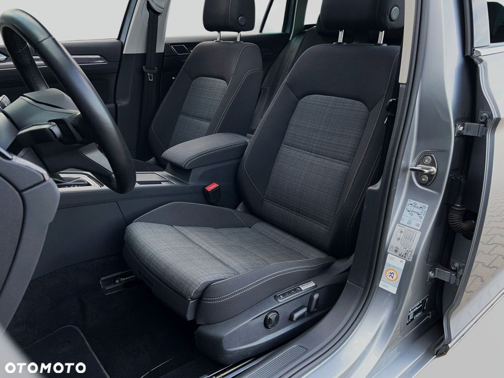 Volkswagen Passat 2.0 TDI Business DSG - 9