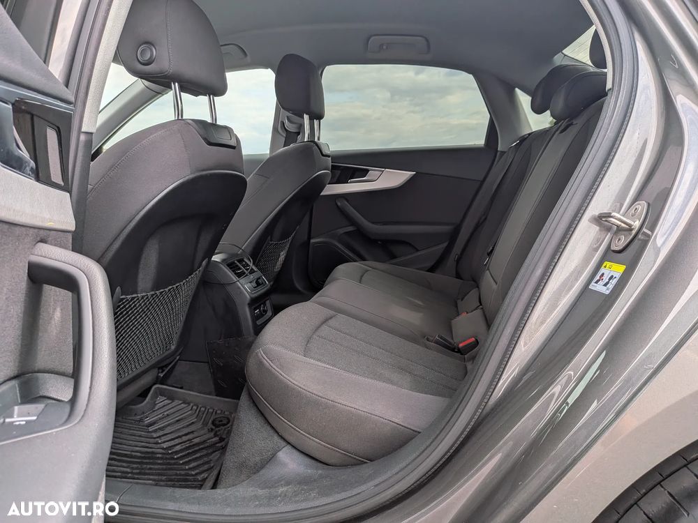 Audi A4 Limuzina 40 TDI quattro S tronic Advanced - 11