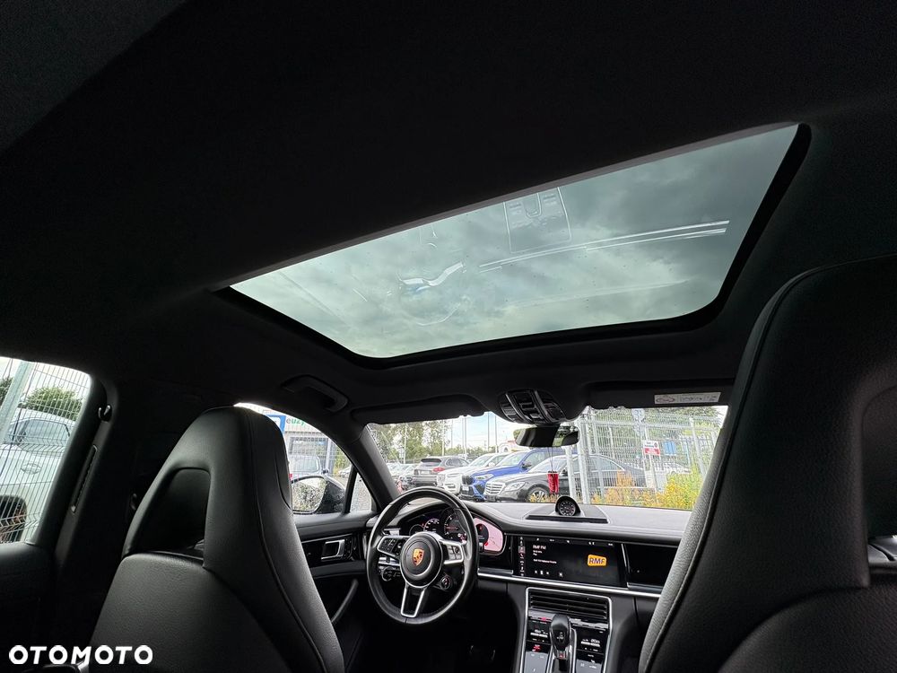 Porsche Panamera 4S Diesel - 28