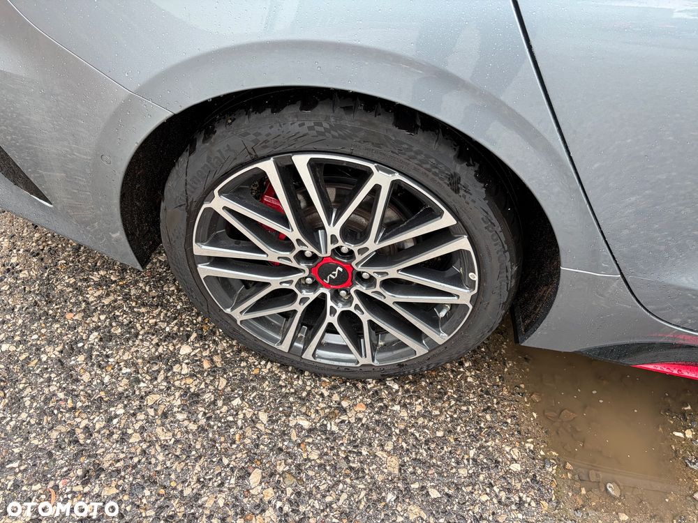 Kia ProCeed - 13
