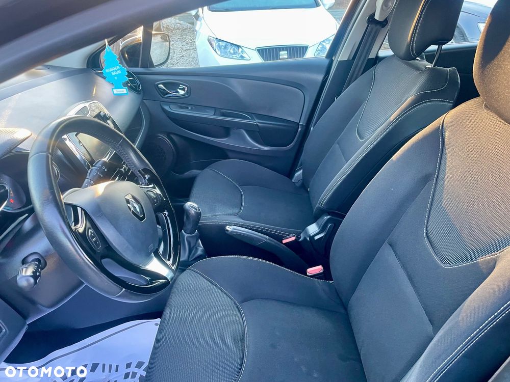 Renault Clio TCe 90 Luxe - 27