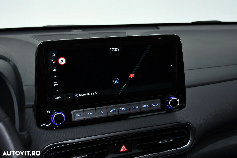 Hyundai KONA 1.6 CRDi 48V-Hybrid DCT Trend - 35