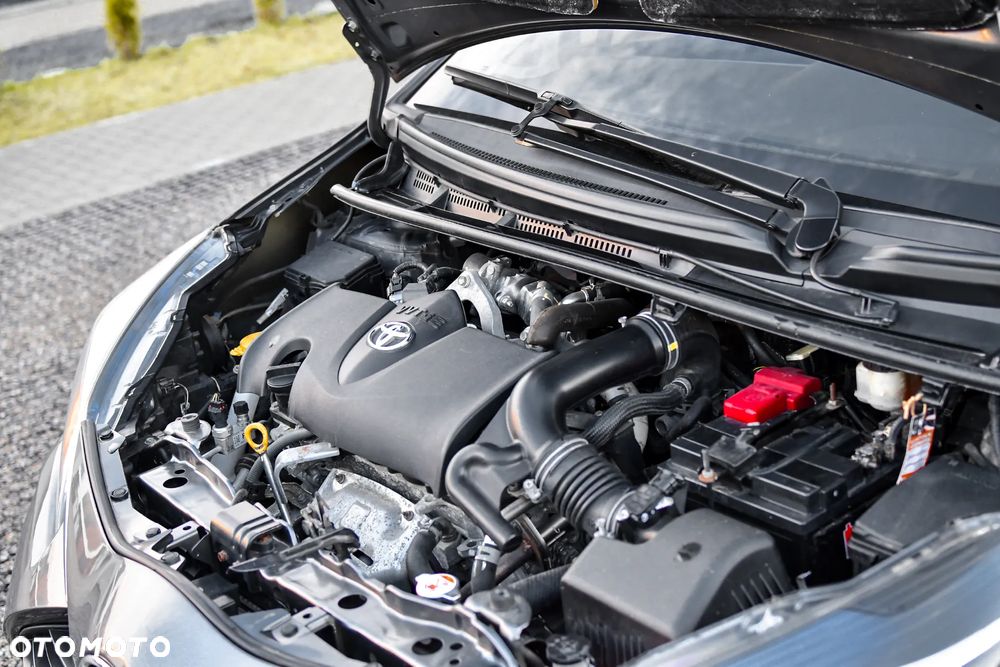Toyota Yaris 1.5 Premium - 19
