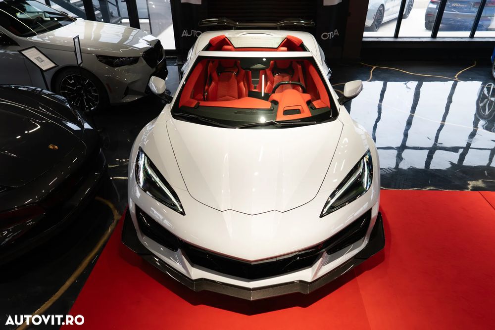 Chevrolet Corvette - 9