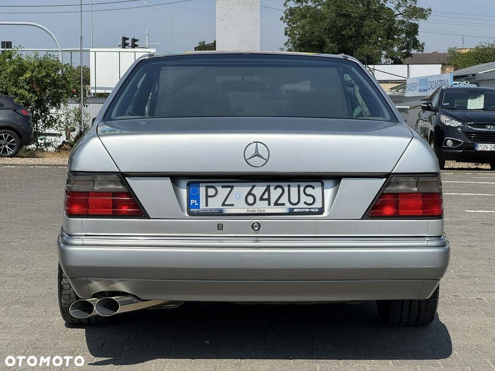 Mercedes-Benz W124 (1984-1993) - 10