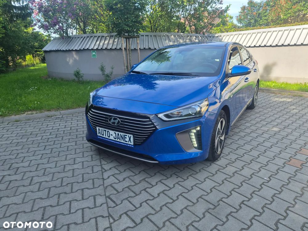 Hyundai IONIQ 1.6 GDI Premium - 4