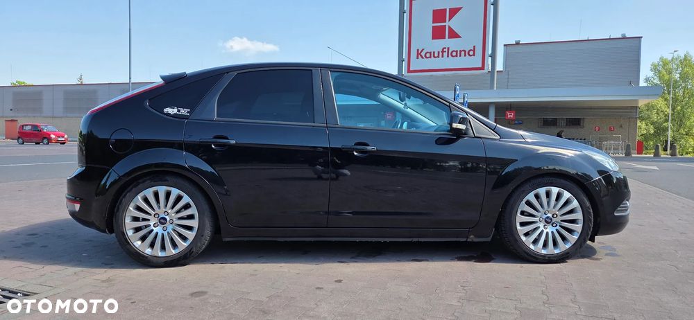 Ford Focus 2.0 16V Titanium - 6
