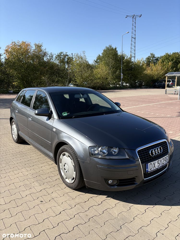 Audi A3 Sportback - 2