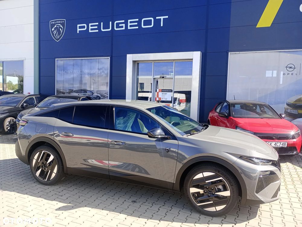 Peugeot 408 - 1