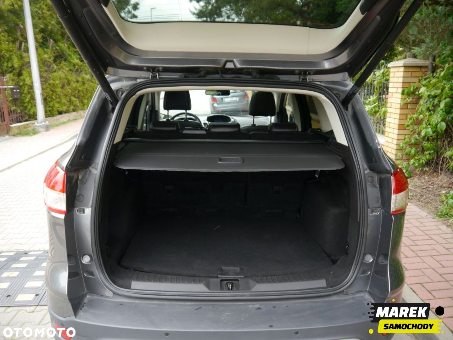 Ford Kuga - 13