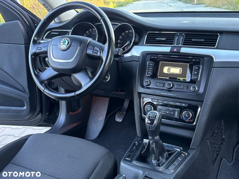 Skoda Superb 2.0 TDI Active - 31