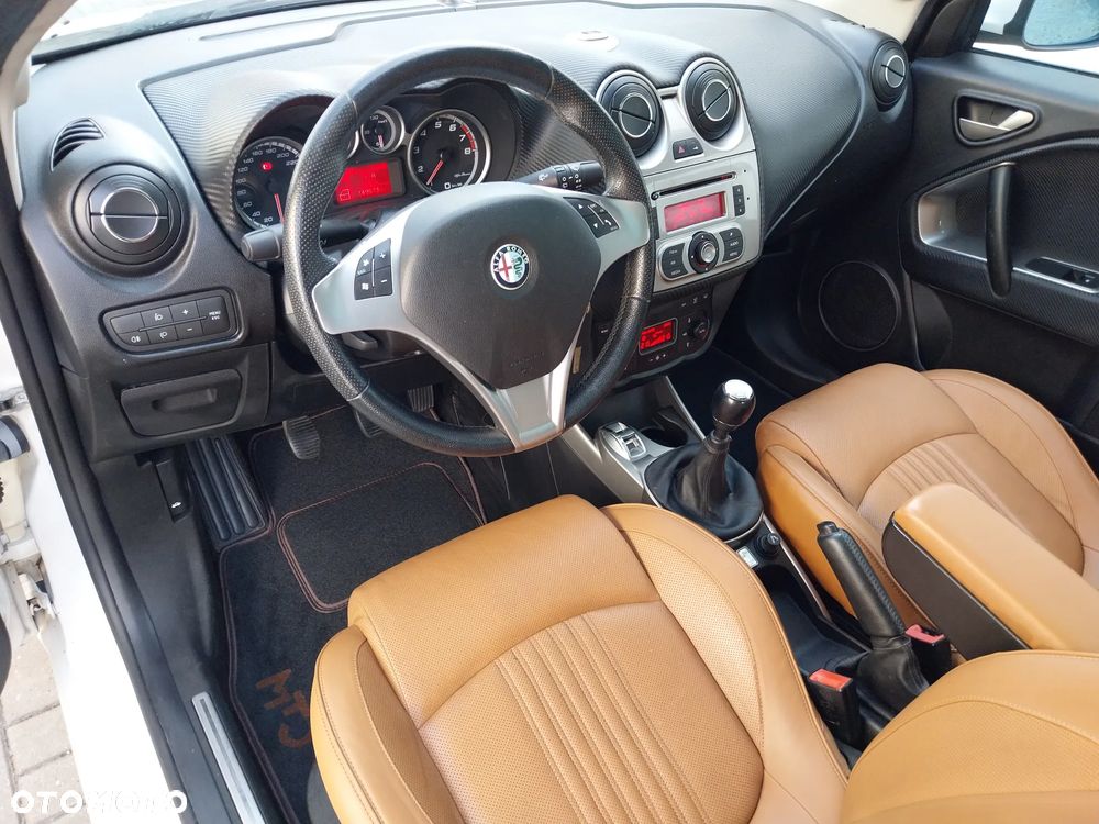 Alfa Romeo Mito 1.4 TB Distinctive - 16