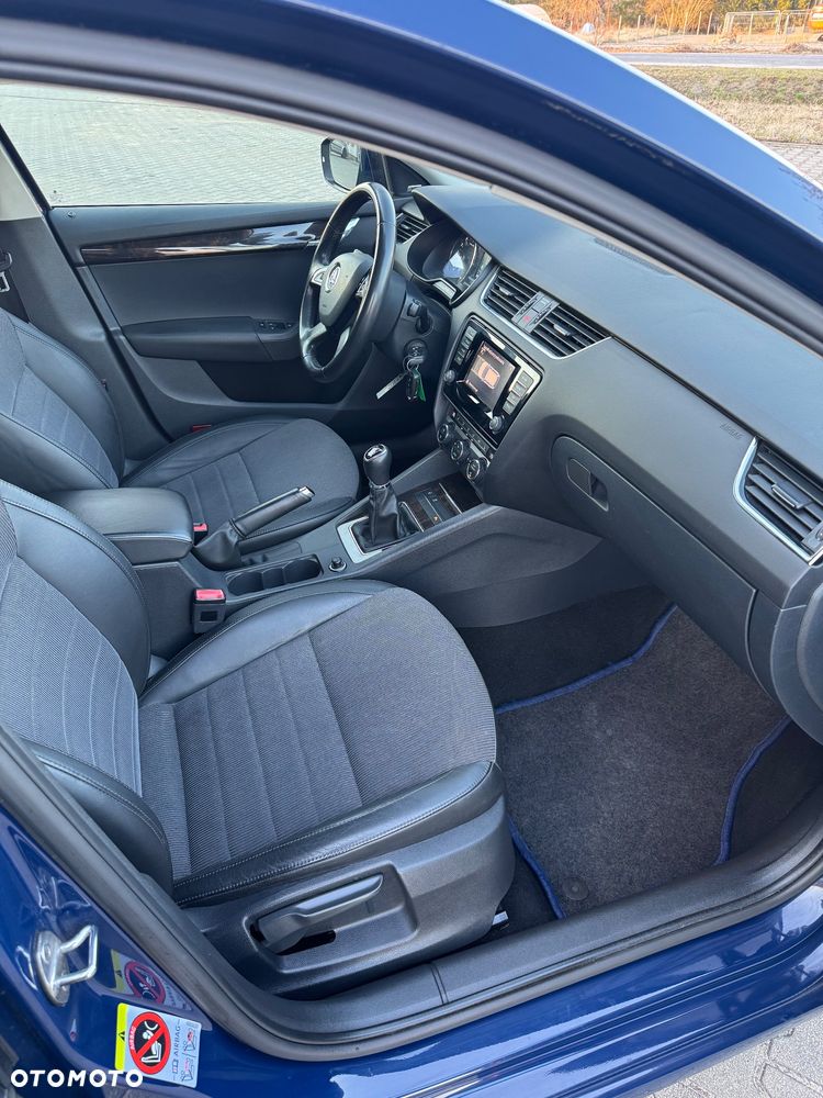 Skoda Octavia 2.0 TDI Premium Edition - 14