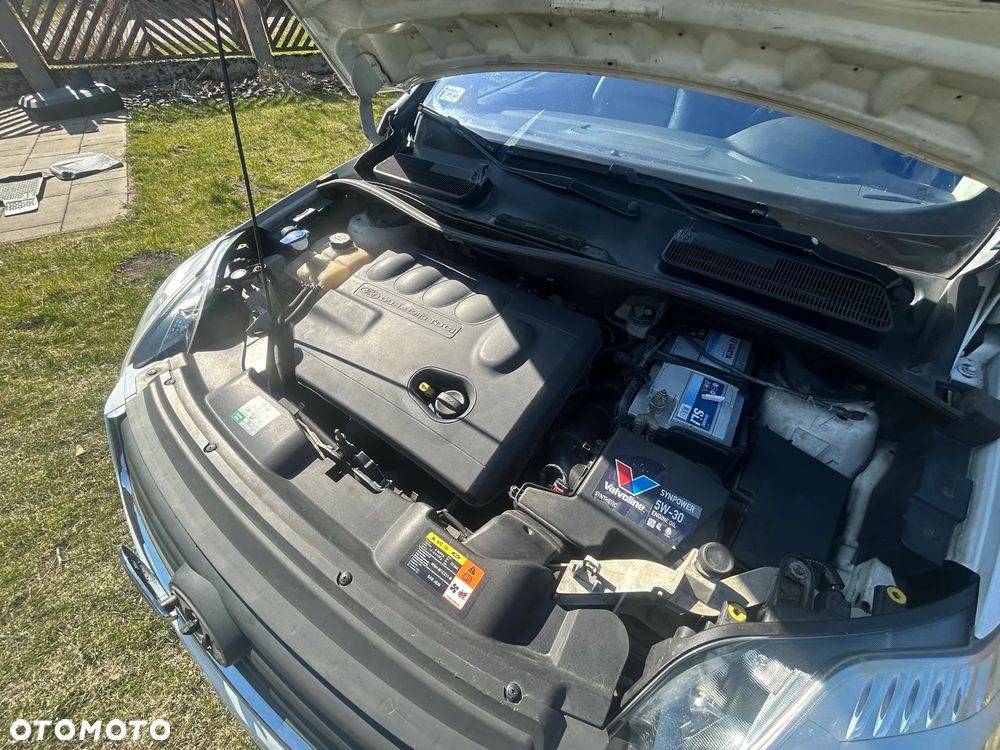 Ford Kuga 2.0 TDCi 4x4 Titanium - 15