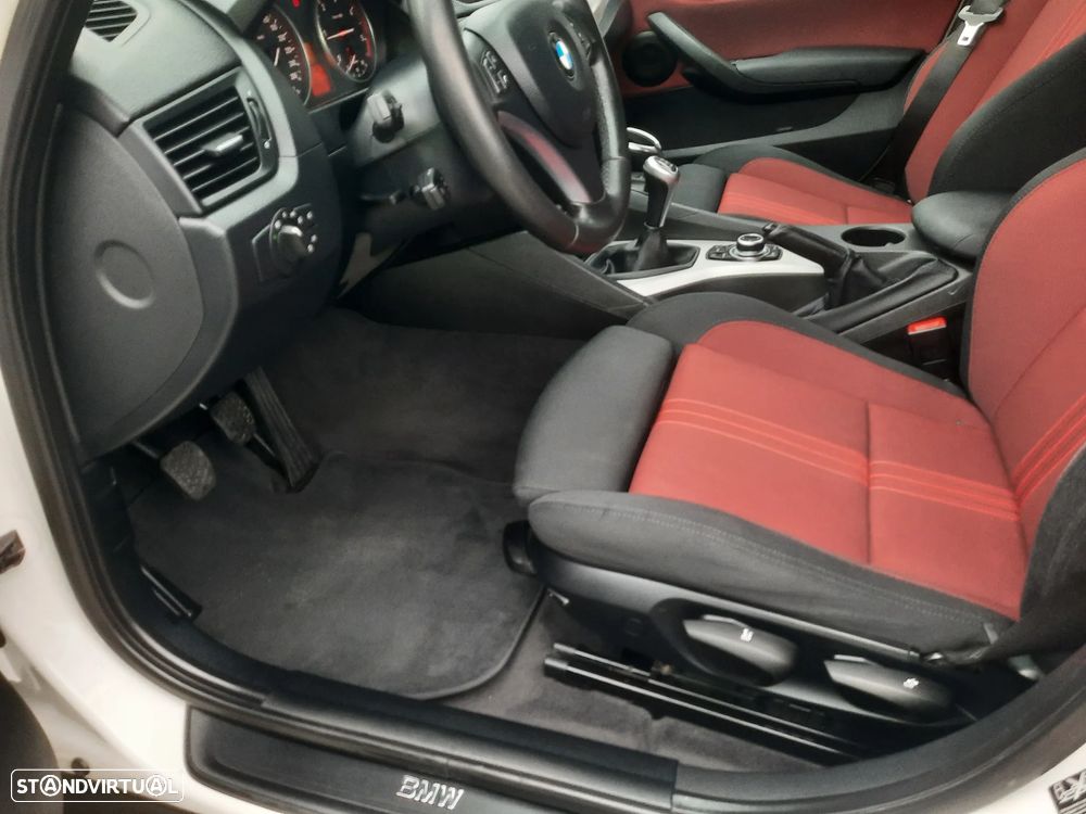 BMW X1 18 d xDrive Line Sport - 21
