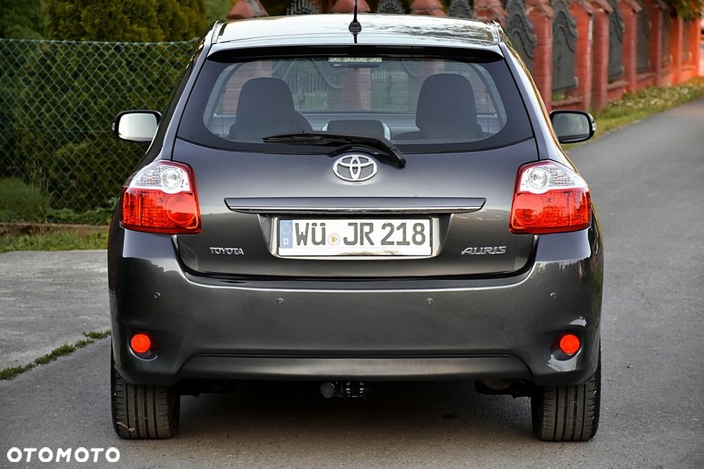 Toyota Auris 1.6 Life+ - 16