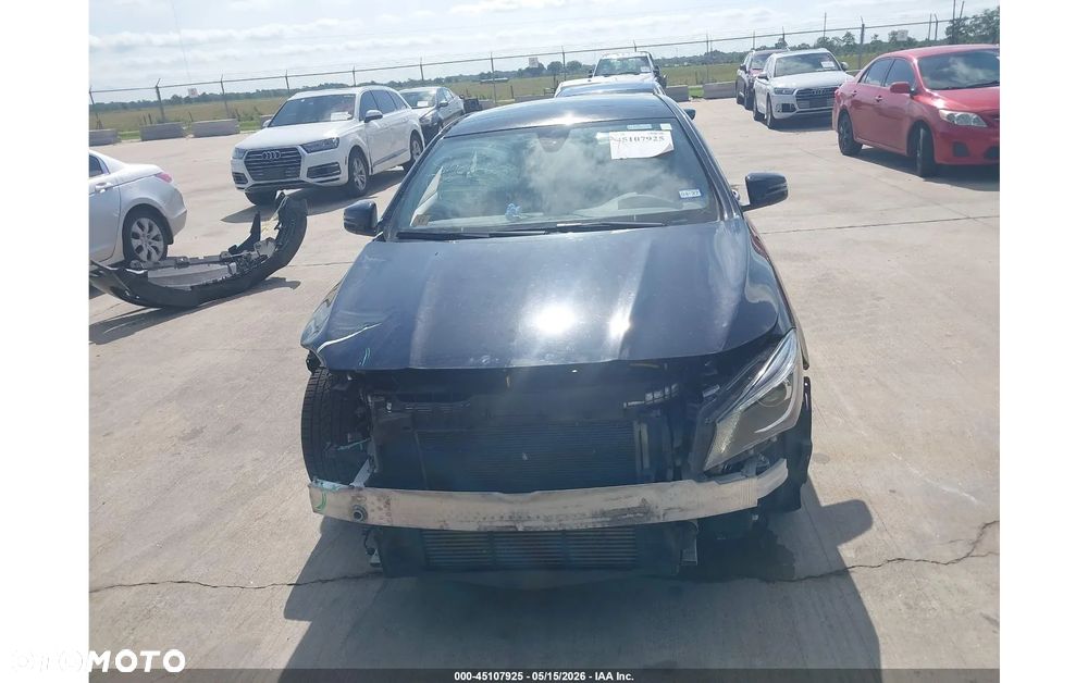 Mercedes-Benz CLA - 5