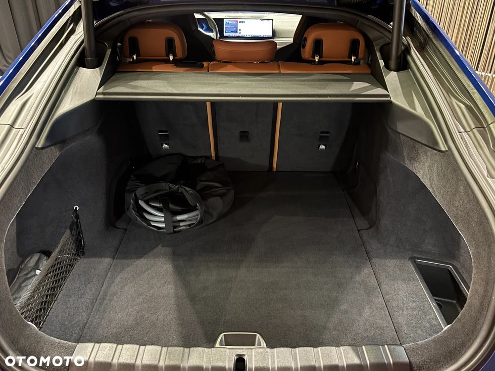 BMW i4 83.9kWh M50 xDrive - 24