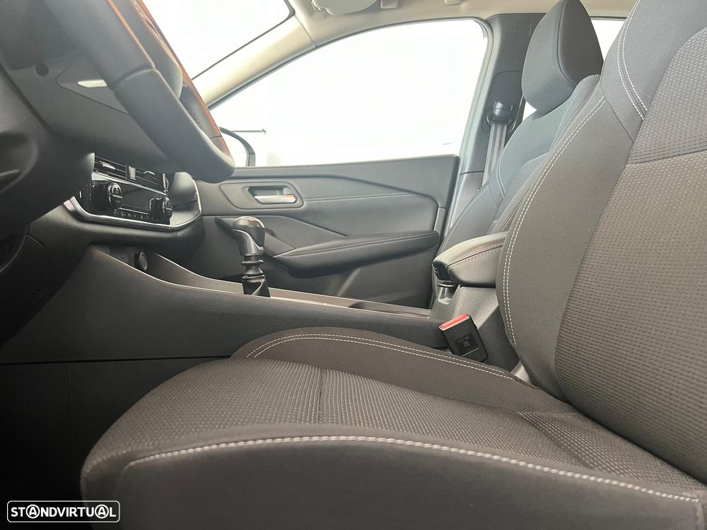 Nissan Qashqai 1.3 DIG-T Acenta LED+R - 10