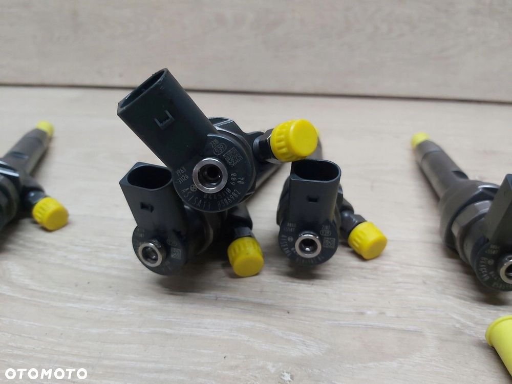 BMW F20 F21 Mini Toyota Verso Avensis T27 Rav4 WTRYSK PALIWA 0445110600 - 3